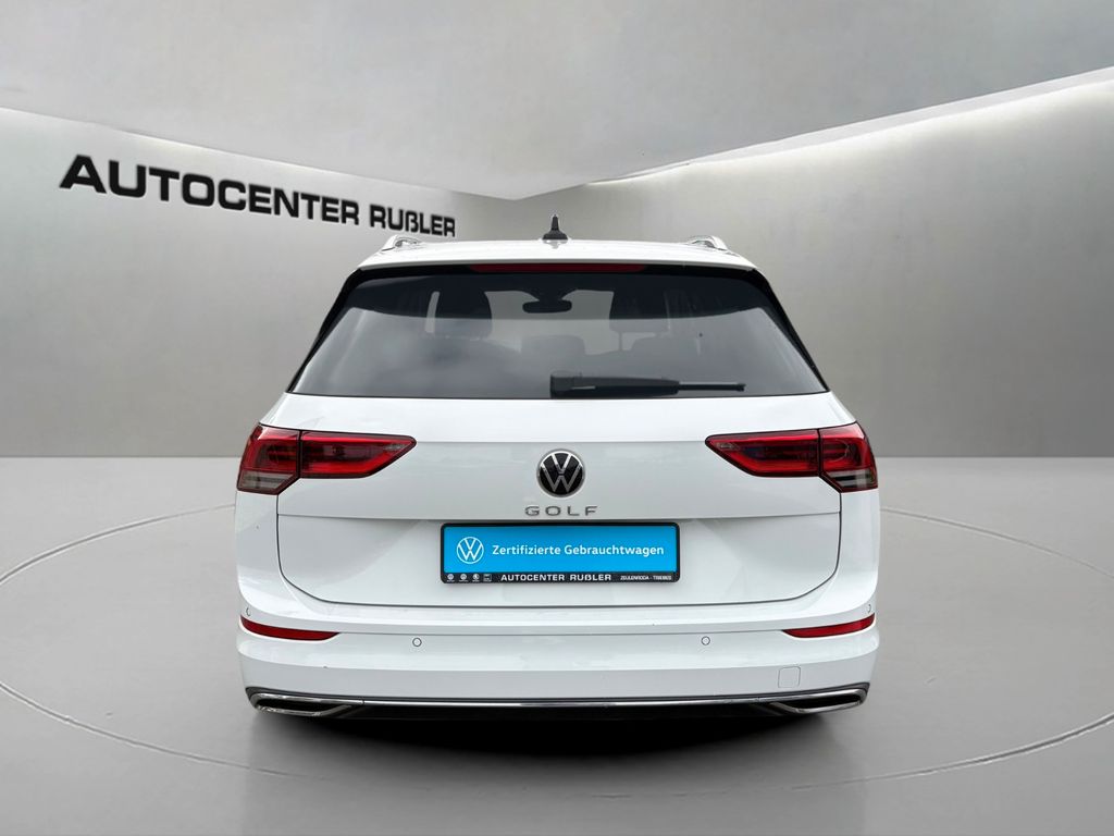Volkswagen Golf 2023 г. Белый, пробег 58501 км
