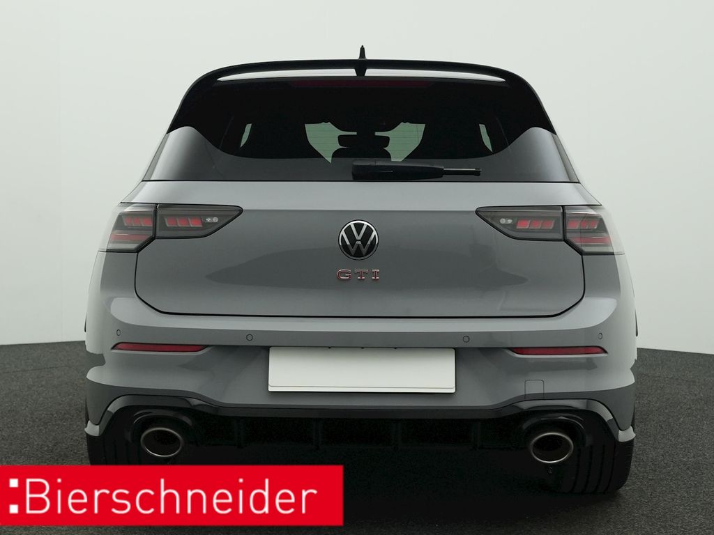 Volkswagen Golf 2026 г. Серый, пробег 27030 км