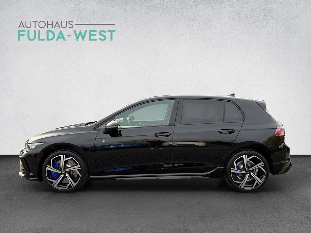 Volkswagen Golf 2026 г. Чёрный, пробег 15 км