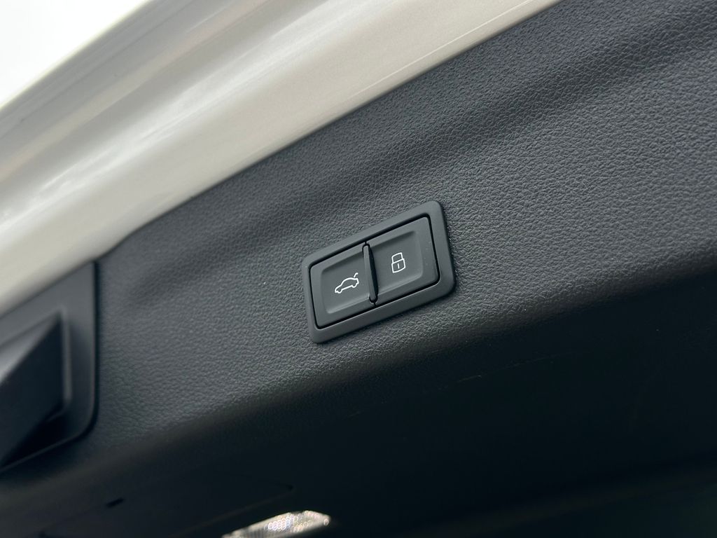 Audi S6 2023 г. Белый, пробег 48758 км