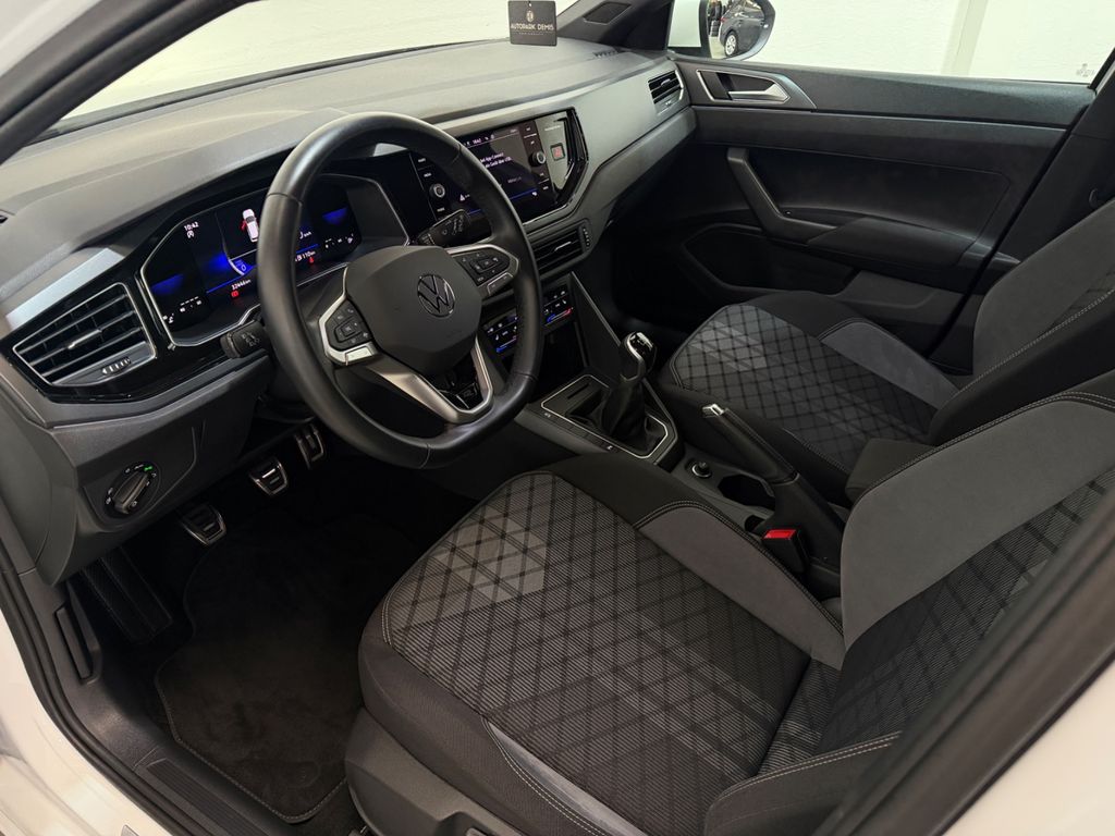 Volkswagen Taigo 2023 г. Белый, пробег 32434 км