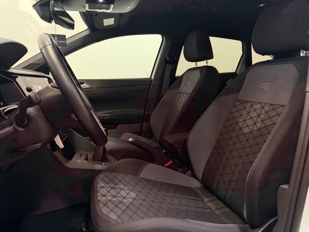 Volkswagen Taigo 2023 г. Белый, пробег 32434 км