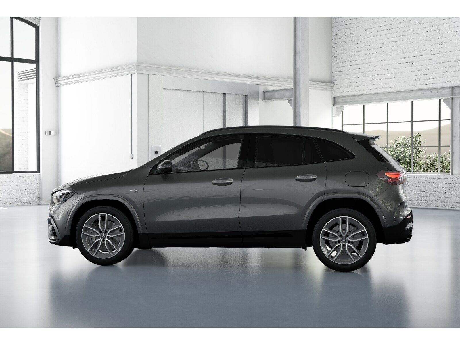 Mercedes-Benz GLA 35 AMG 2025 г. Серый, пробег 3670 км