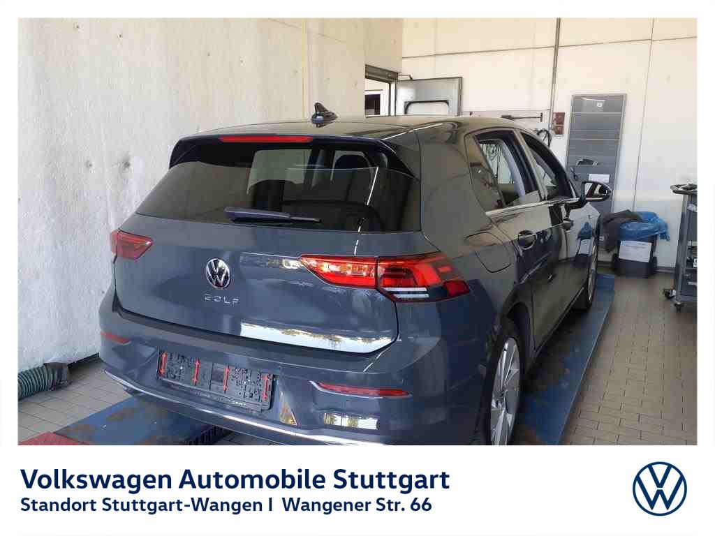 Volkswagen Golf 2024 г. Серый, пробег 28516 км
