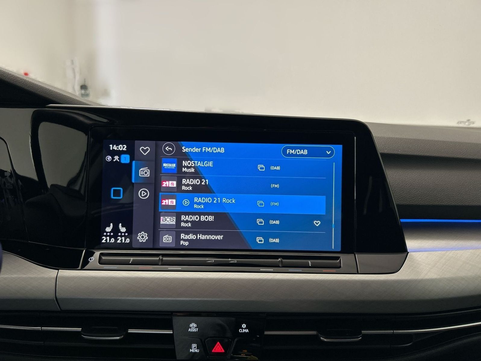 Volkswagen Golf 2022 г. Серебристый, пробег 37370 км