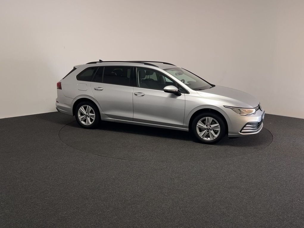 Volkswagen Golf 2022 г. Серебристый, пробег 37370 км