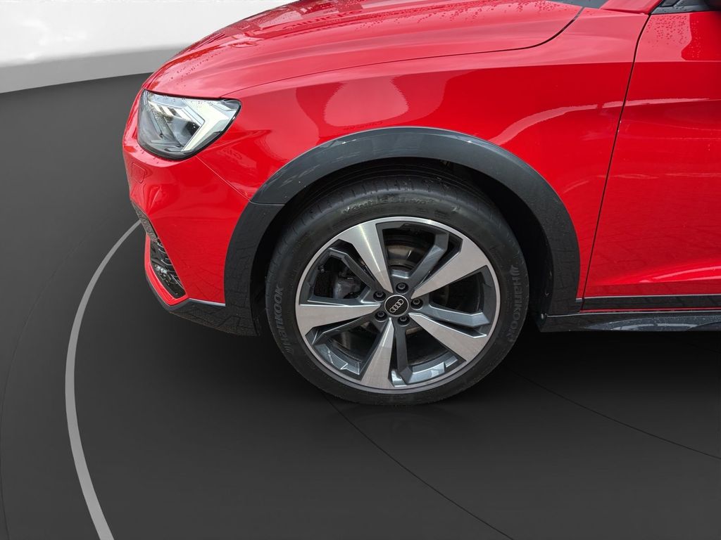 Audi A1 2022 г. Красный, пробег 41980 км