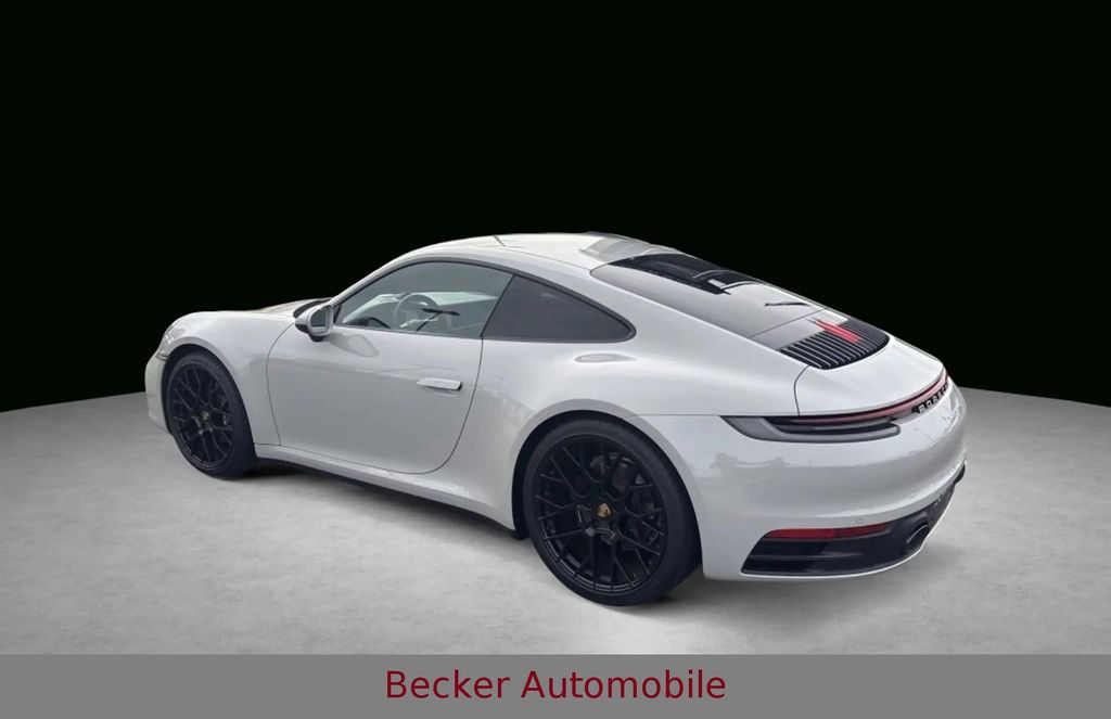 Porsche 992 2022 г. Серый, пробег 32990 км