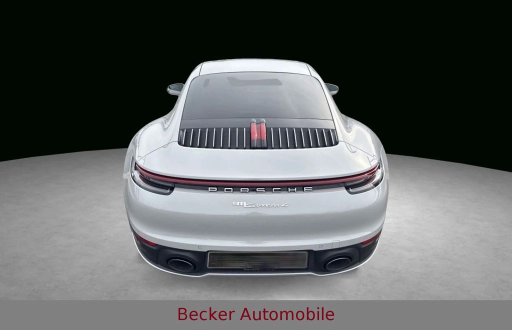 Porsche 992 2022 г. Серый, пробег 32990 км