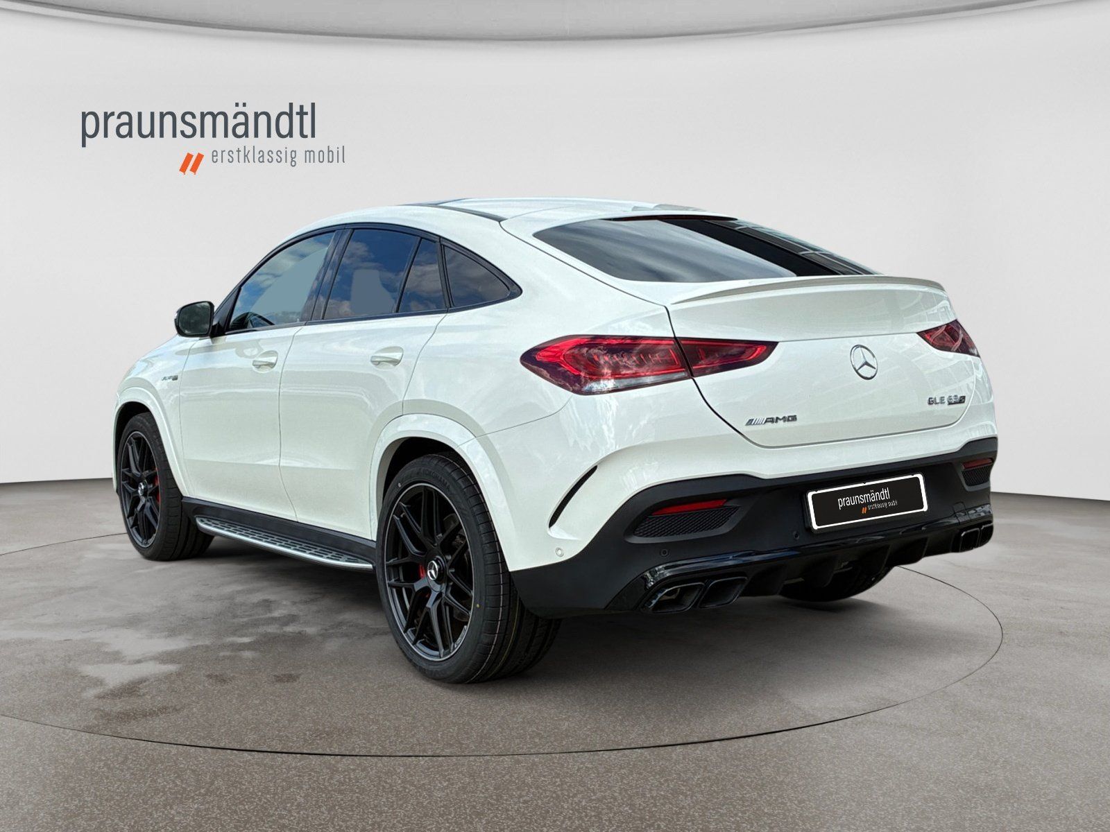 Mercedes-Benz GLE 63 AMG 2022 г. Белый, пробег 27650 км