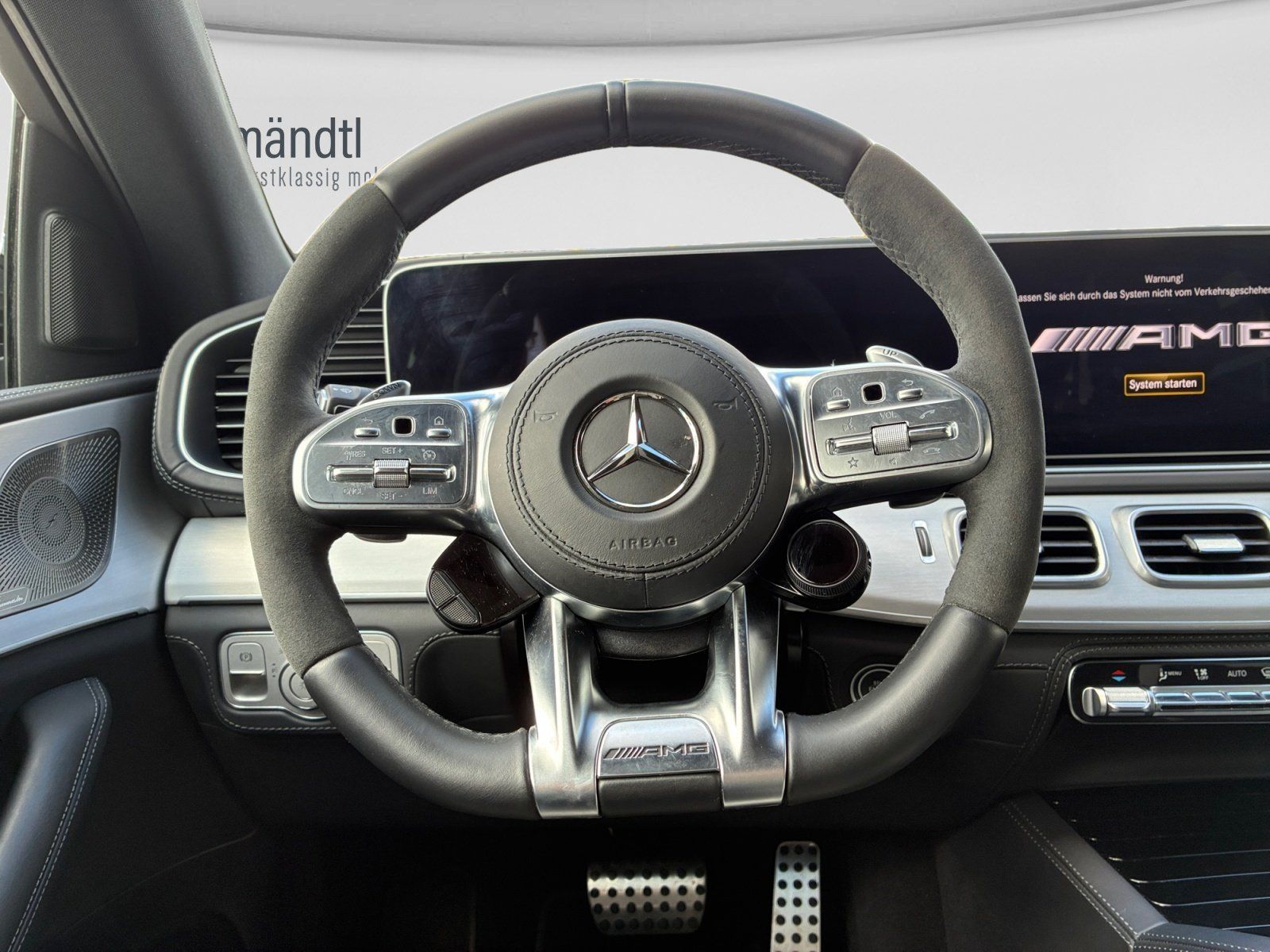 Mercedes-Benz GLE 63 AMG 2022 г. Белый, пробег 27650 км