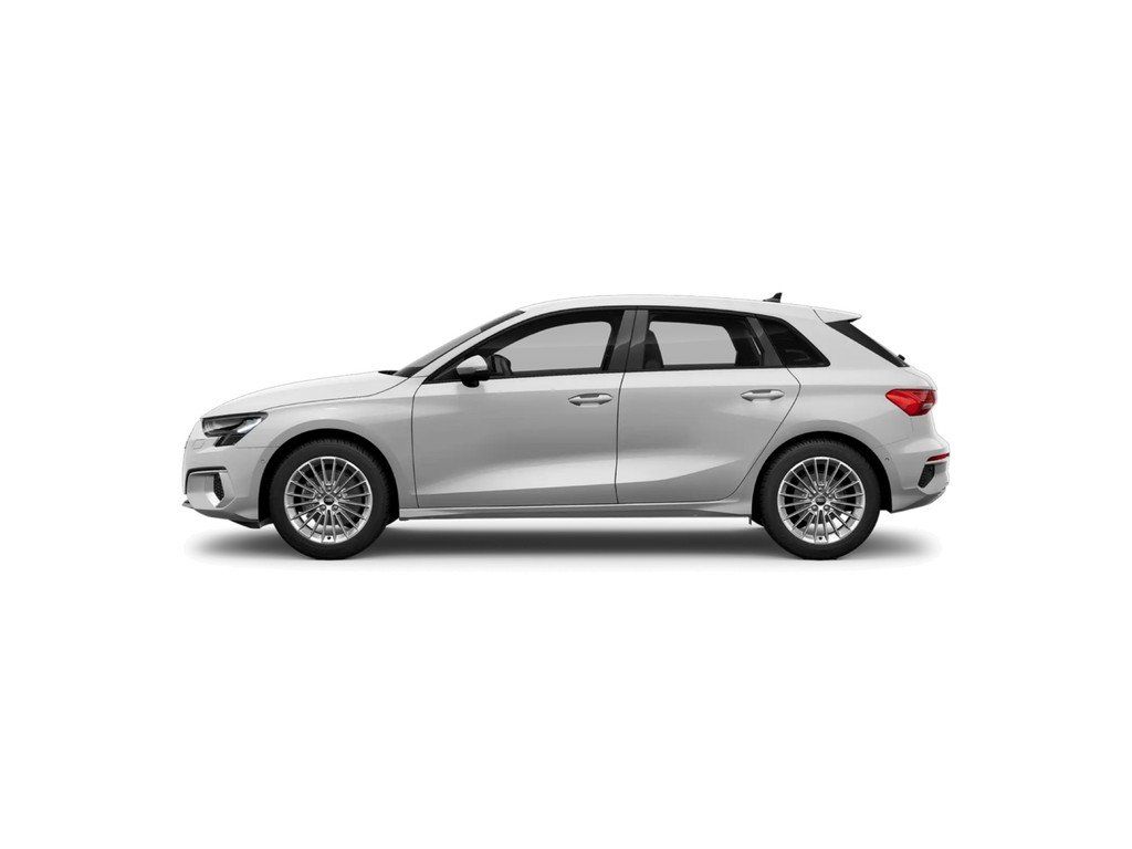 Audi A3 2023 г. Белый, пробег 49200 км