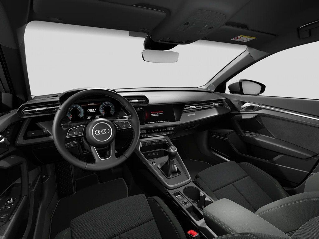 Audi A3 2023 г. Белый, пробег 49200 км