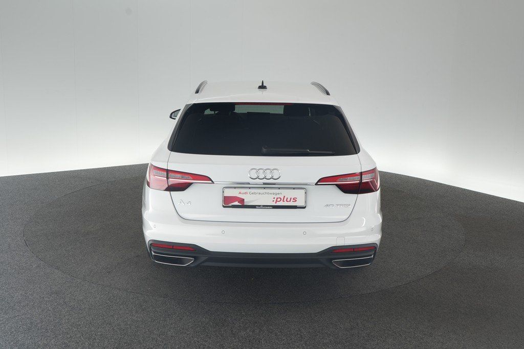 Audi A4 2023 г. Белый, пробег 35300 км
