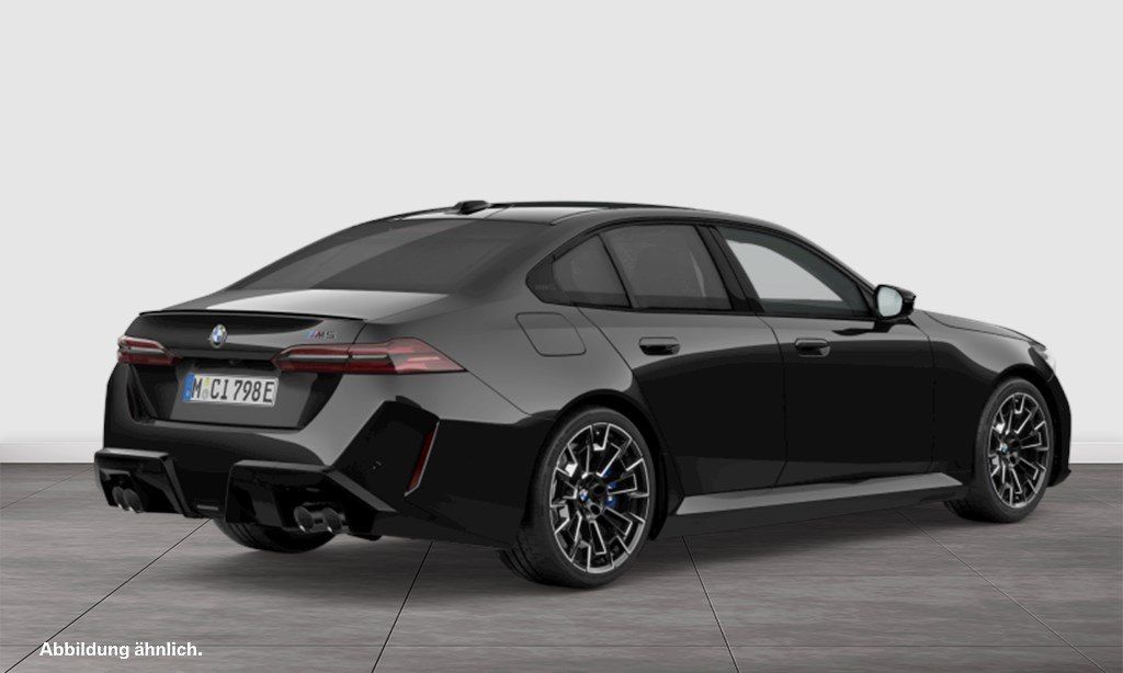 BMW M5 2025 г. Чёрный, пробег 33147 км