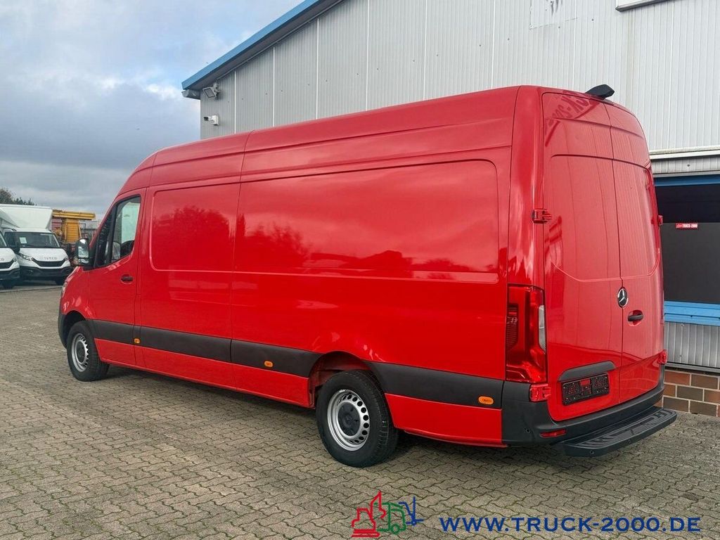Mercedes-Benz SPRINTER 2021 г. Красный, пробег 59502 км