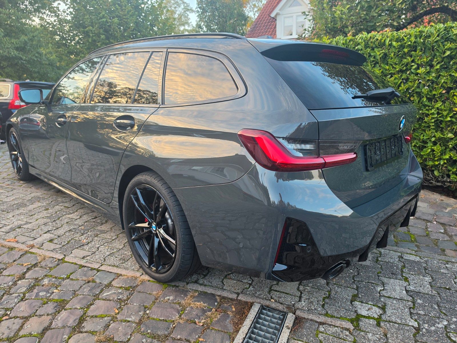 BMW 320 2024 г. Серый, пробег 49998 км