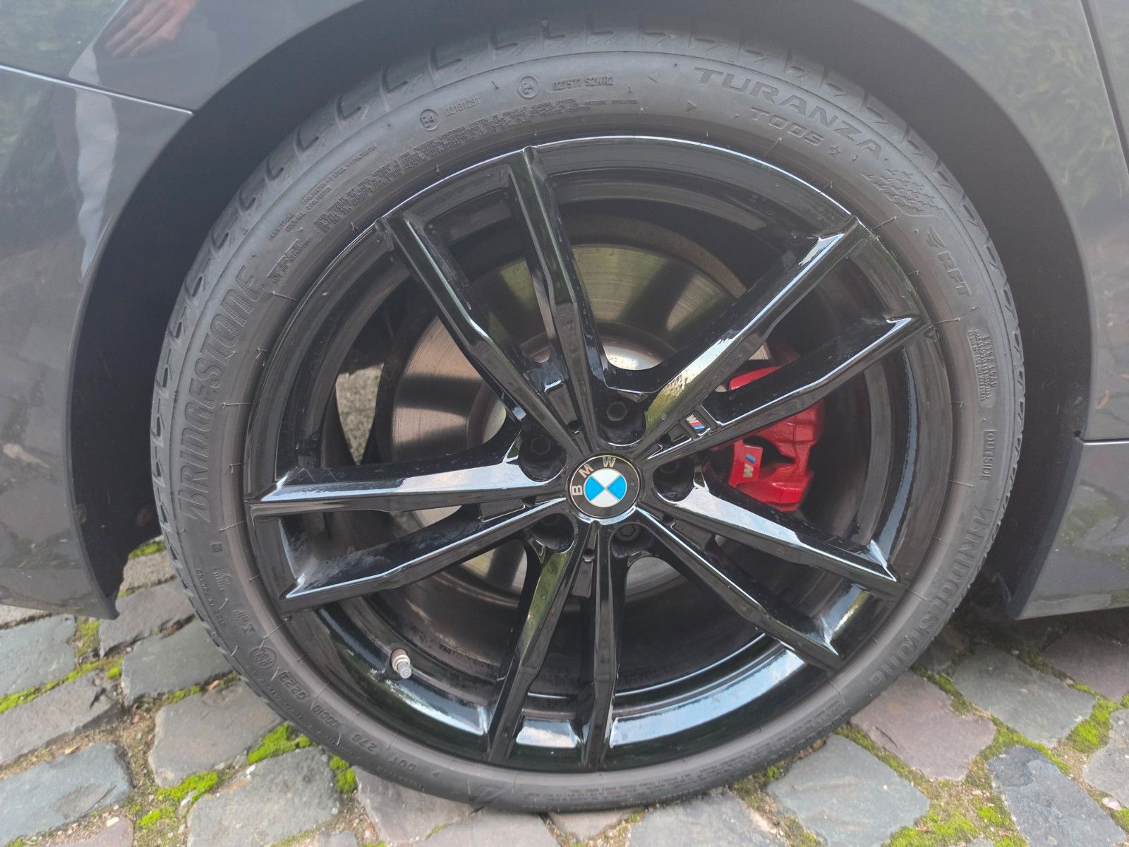 BMW 320 2024 г. Серый, пробег 49998 км