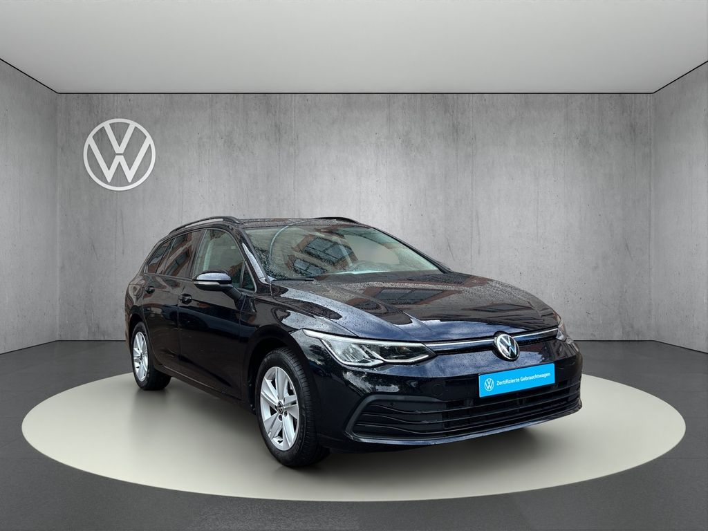 Volkswagen Golf 2023 г. Чёрный, пробег 56525 км