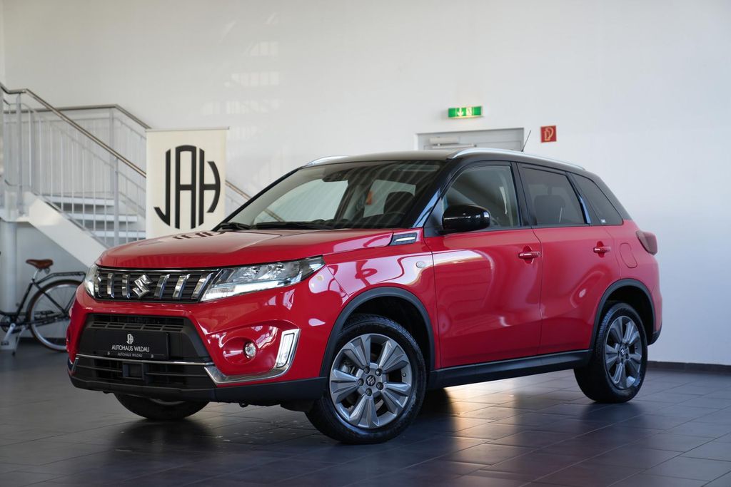 Suzuki Vitara 2022 г. Красный, пробег 41247 км