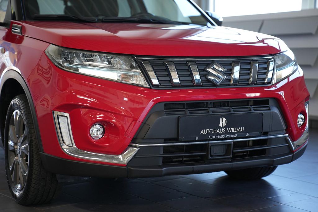 Suzuki Vitara 2022 г. Красный, пробег 41247 км