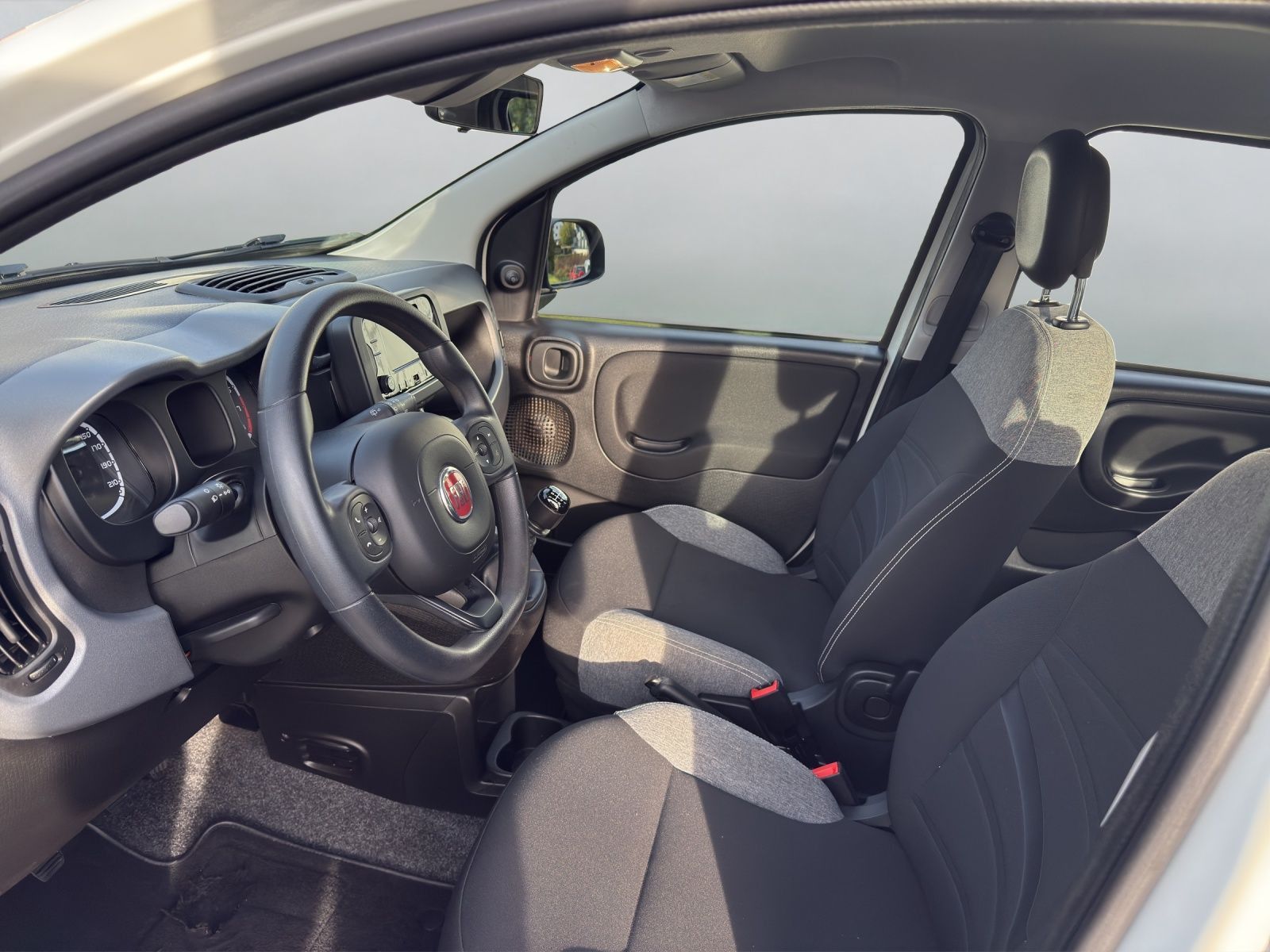 Fiat Panda 2023 г. Белый, пробег 53520 км