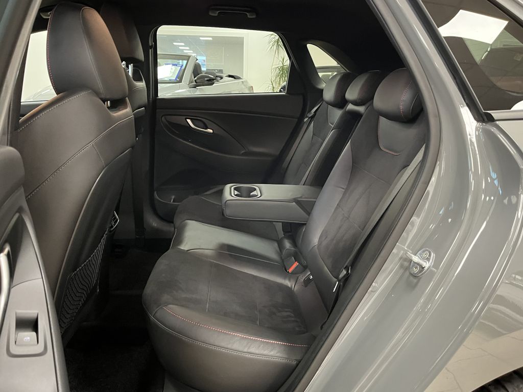 Hyundai i30 2023 г. Серый, пробег 41947 км