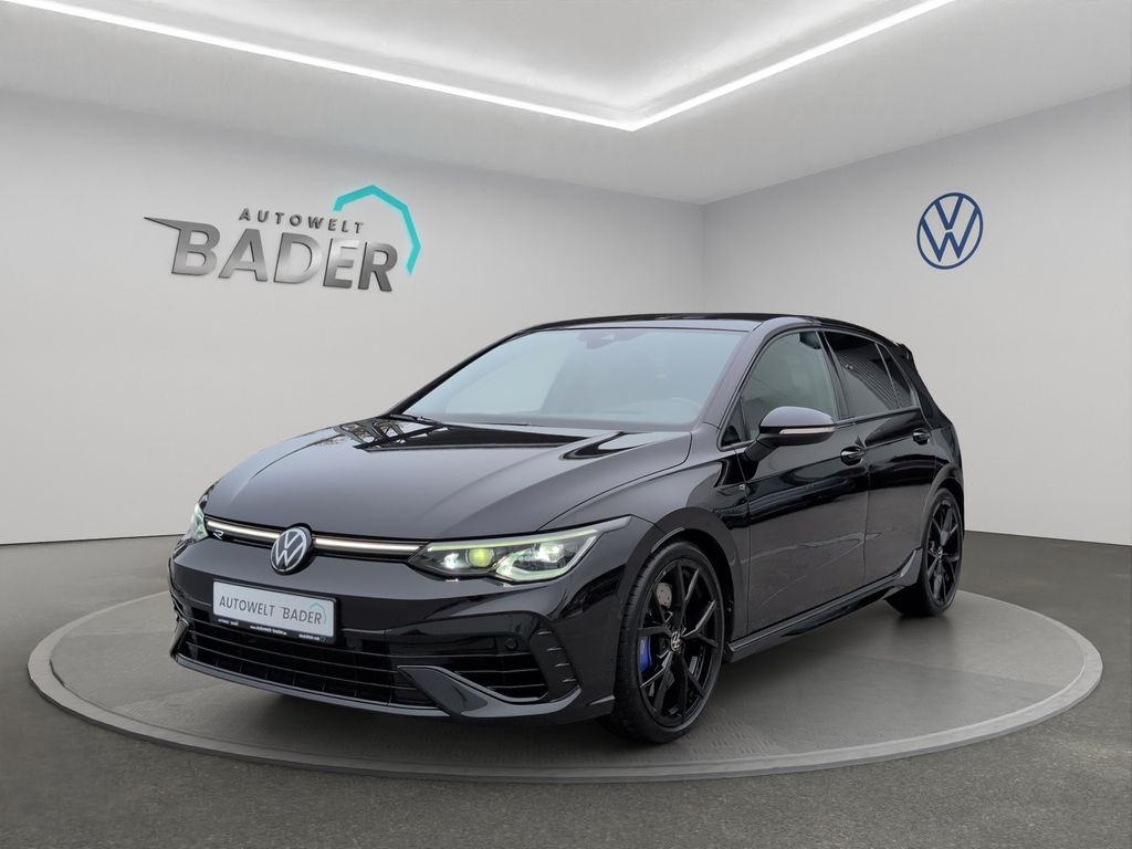Volkswagen Golf 2023 г. Чёрный, пробег 38888 км