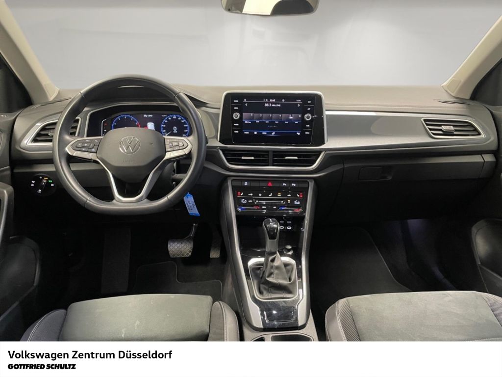 Volkswagen T-Roc 2023 г. Чёрный, пробег 33851 км