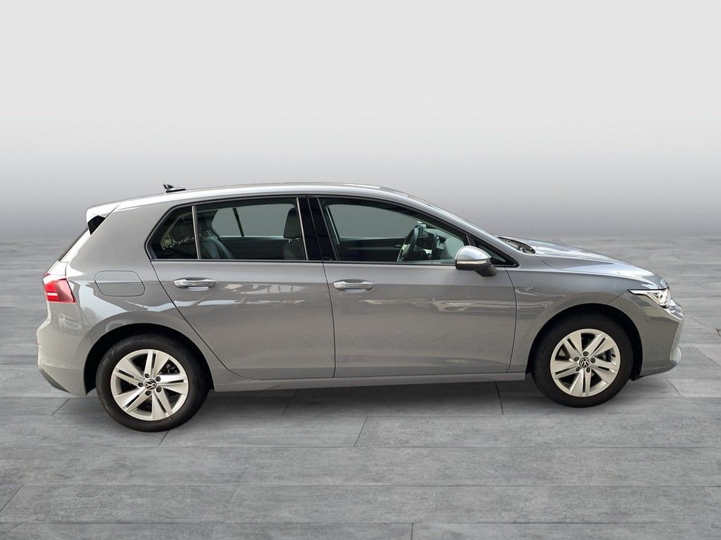 Volkswagen Golf 2024 г. Серый, пробег 29500 км