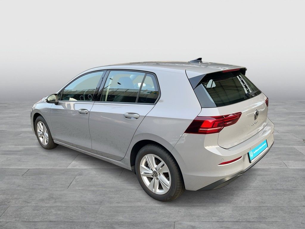 Volkswagen Golf 2024 г. Серый, пробег 29500 км