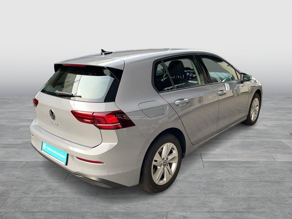Volkswagen Golf 2024 г. Серый, пробег 29500 км