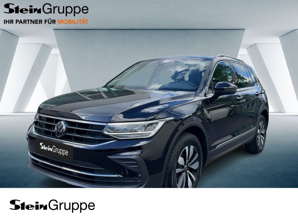 Volkswagen Tiguan 2023 г. Чёрный, пробег 54750 км