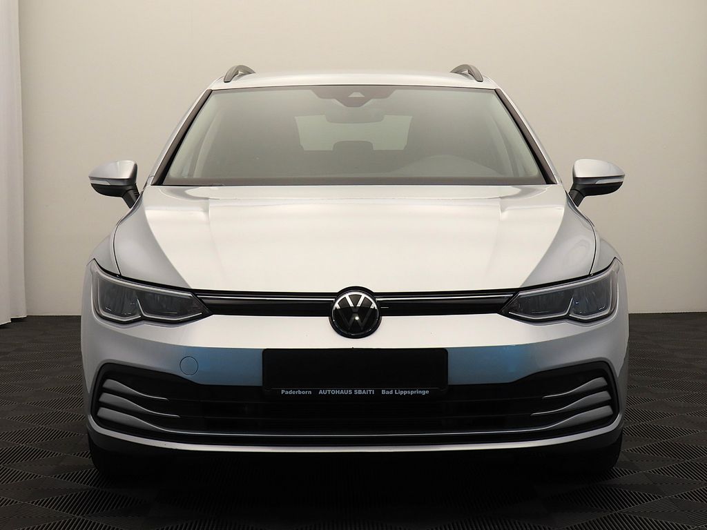 Volkswagen Golf 2024 г. Серебристый, пробег 36000 км