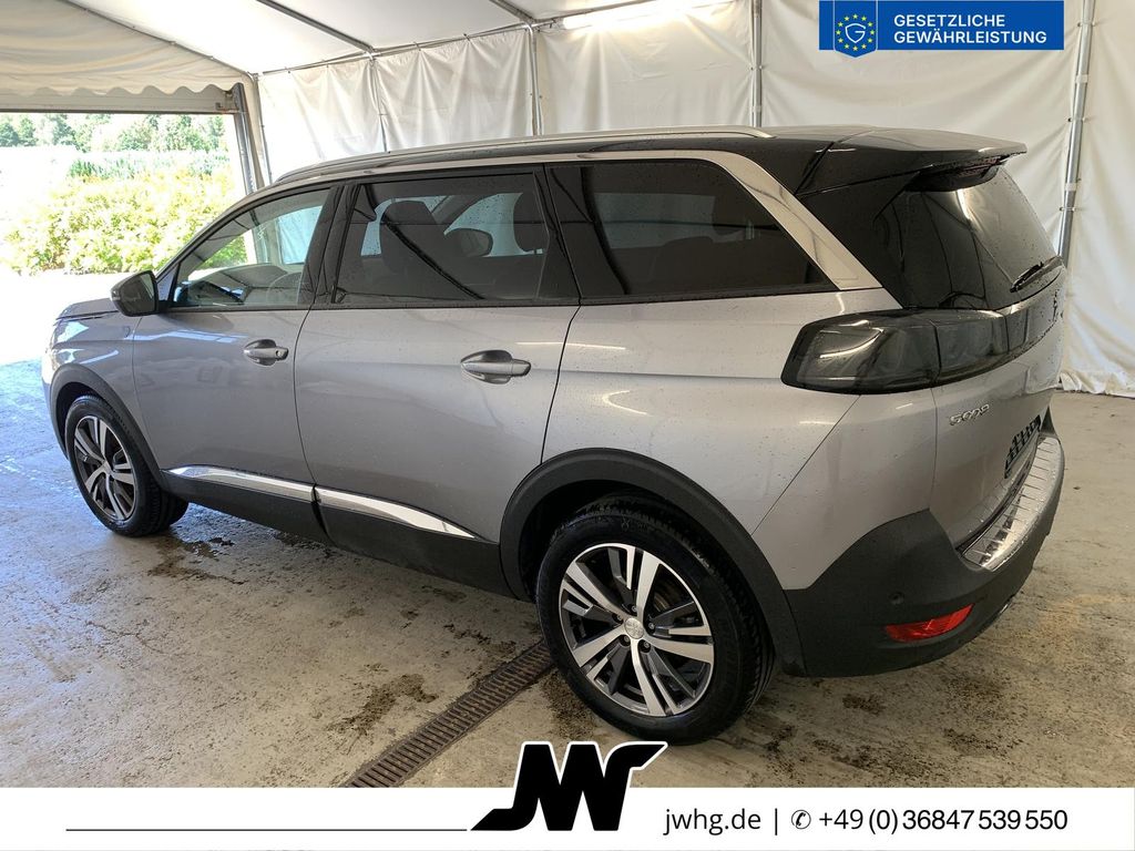 Peugeot 5008 2022 г. Серый, пробег 60000 км
