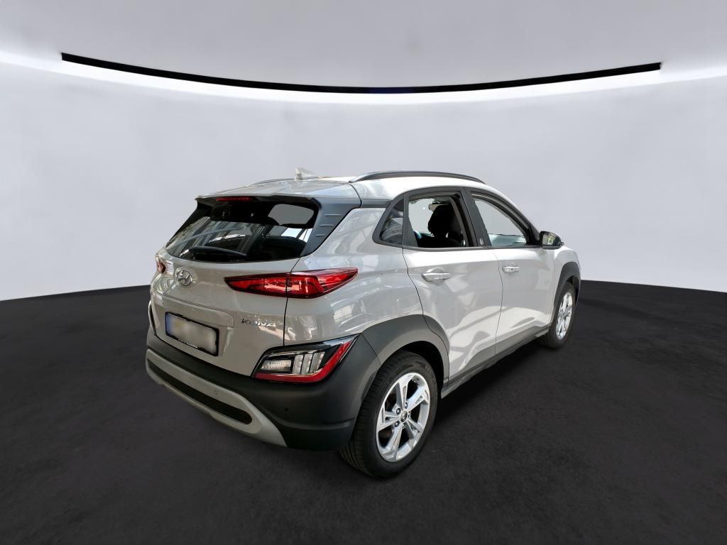 Hyundai Kona 2022 г. Серый, пробег 42000 км