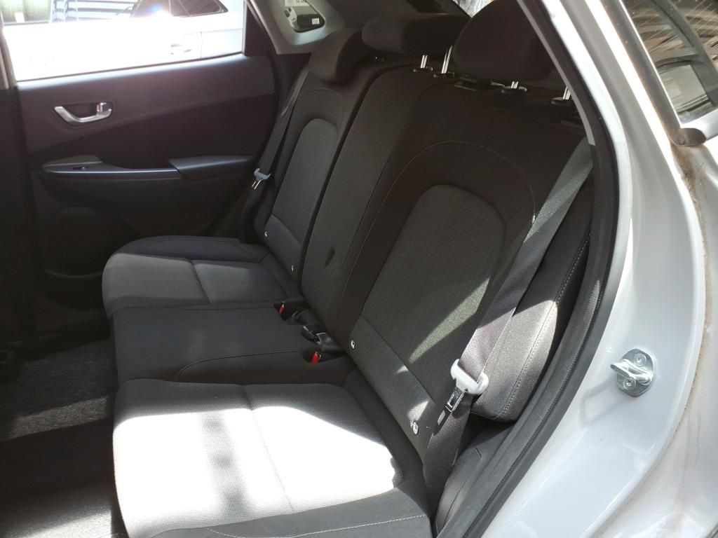 Hyundai Kona 2022 г. Серый, пробег 42000 км