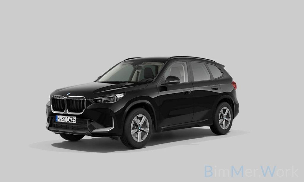 BMW X1 2023 г. Чёрный, пробег 16639 км