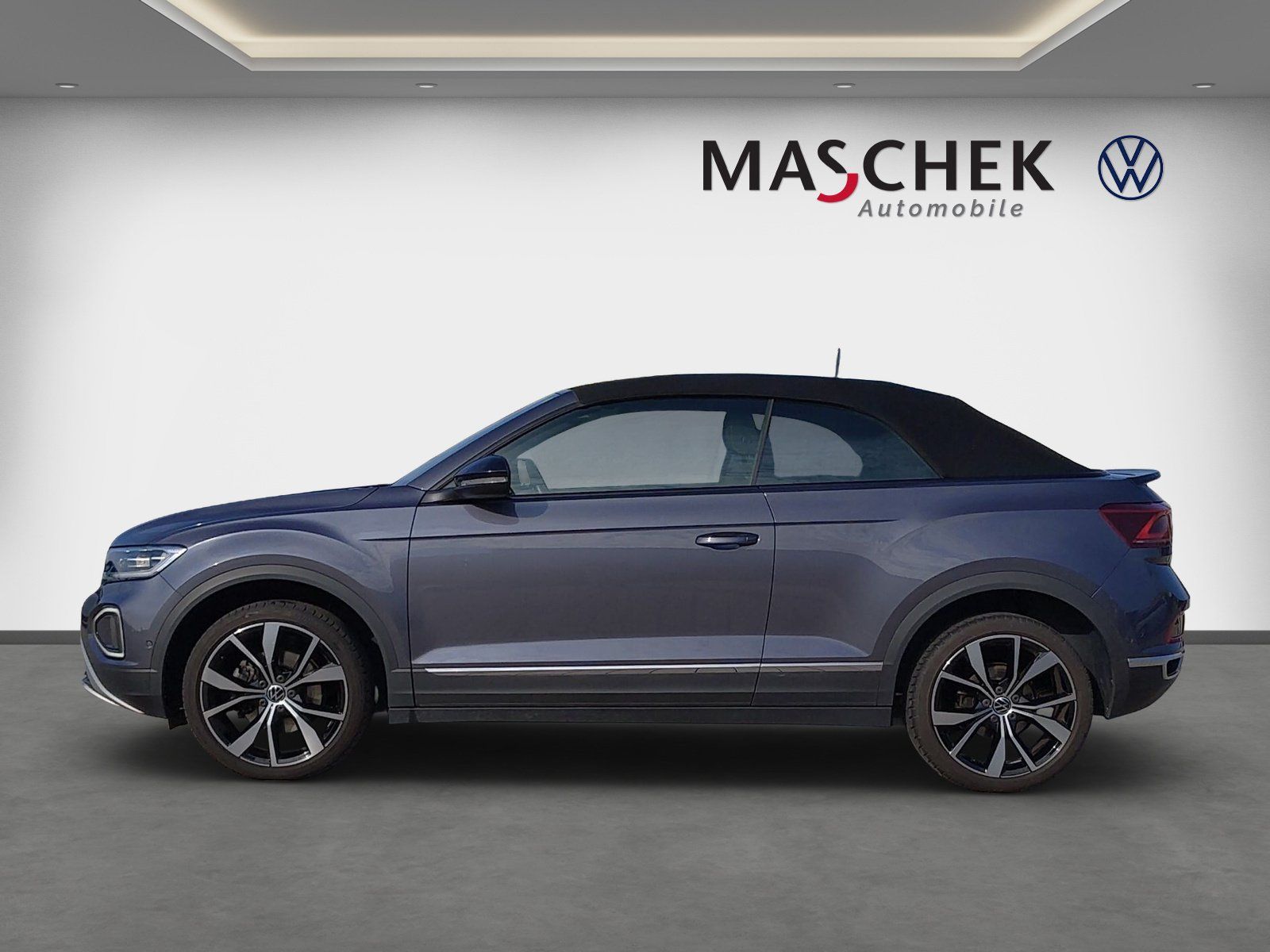 Volkswagen T-Roc 2022 г. Чёрный, пробег 24990 км