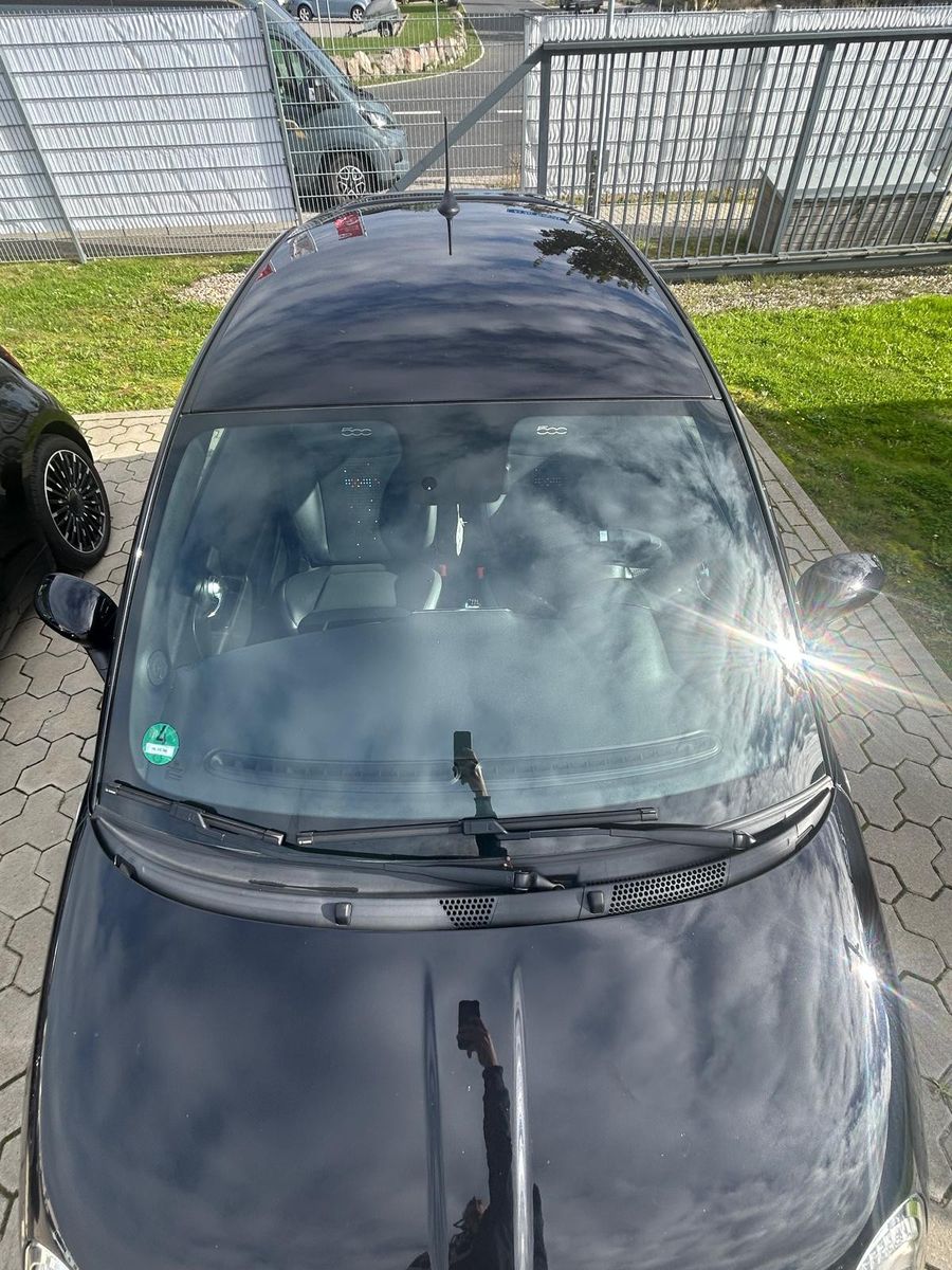 Fiat 500 2021 г. Чёрный, пробег 54069 км