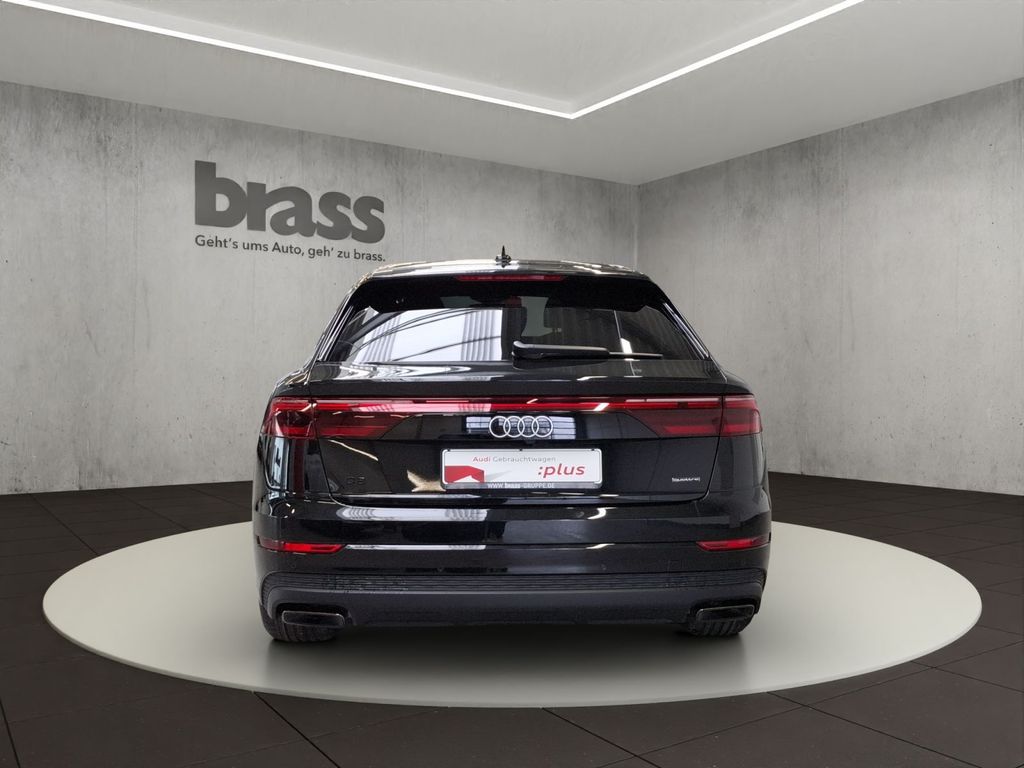 Audi Q8 2025 г. Чёрный, пробег 32315 км