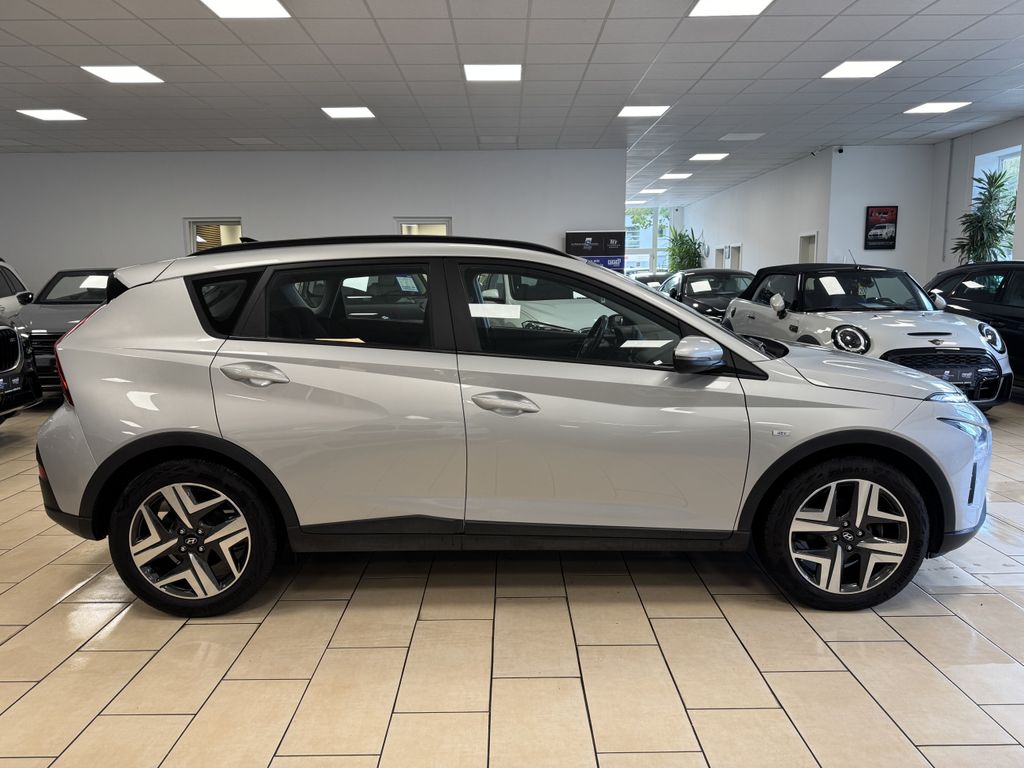 Hyundai Bayon 2021 г. Серебристый, пробег 59876 км