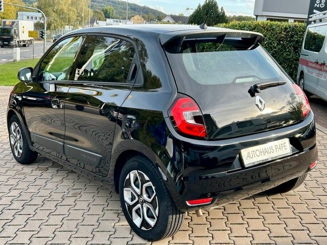 Renault Twingo 2023 г. Чёрный, пробег 56485 км