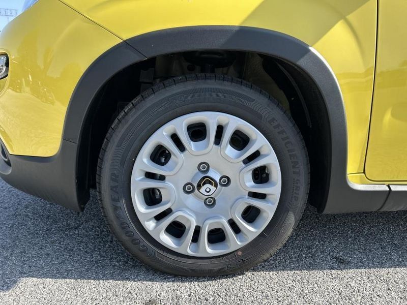 Fiat Panda 2024 г. Жёлтый, пробег 1 км