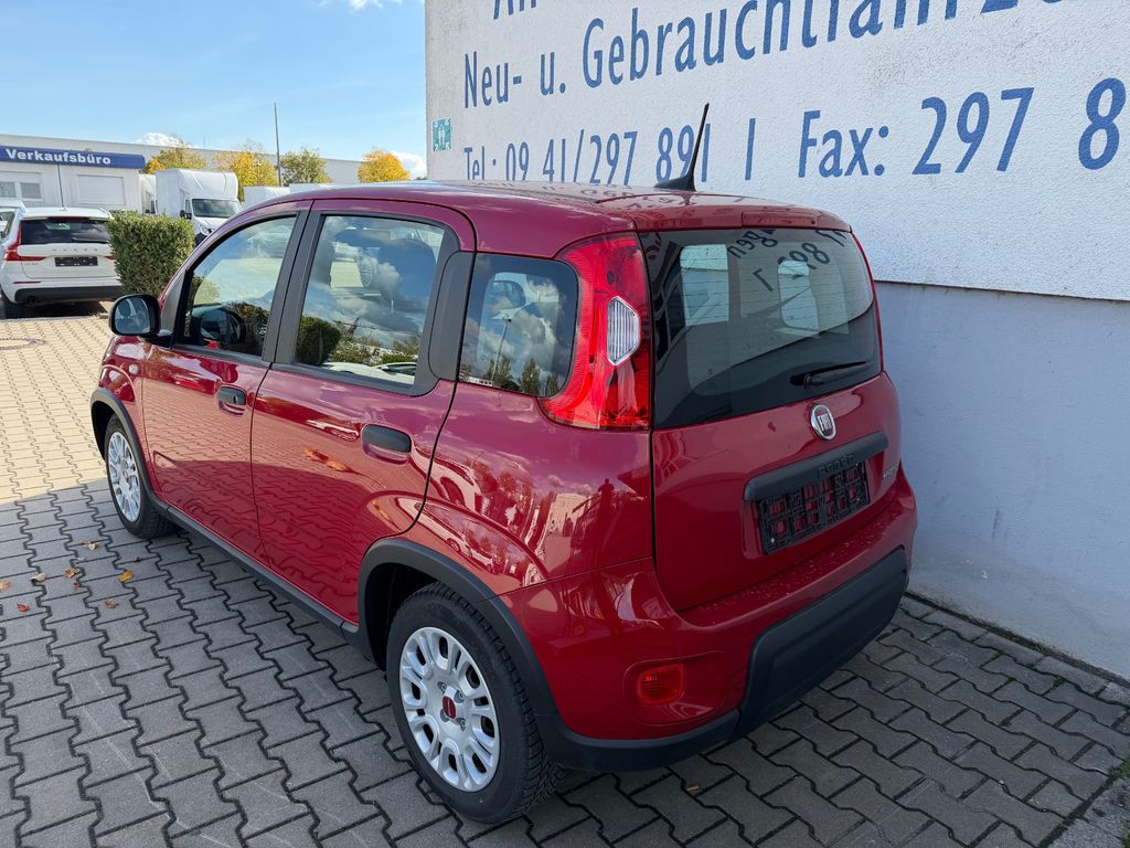 Fiat Panda 2024 г. Красный, пробег 52086 км