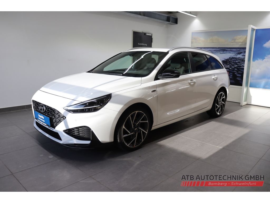Hyundai i30 2022 г. Белый, пробег 58180 км