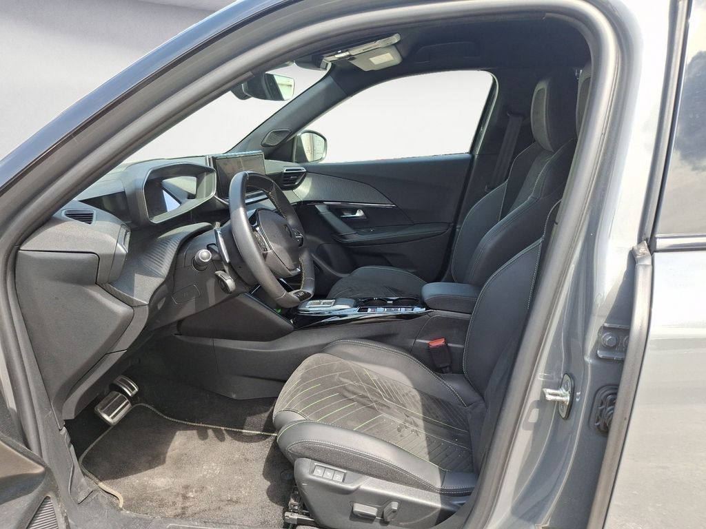 Peugeot 2008 2024 г. Серый, пробег 52921 км