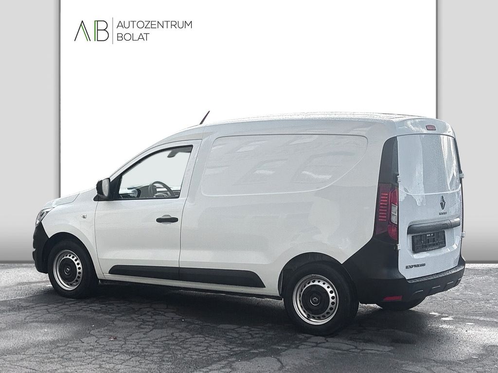 Renault Express 2021 г. Белый, пробег 47100 км