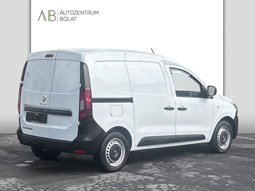 Renault Express 2021 г. Белый, пробег 47100 км
