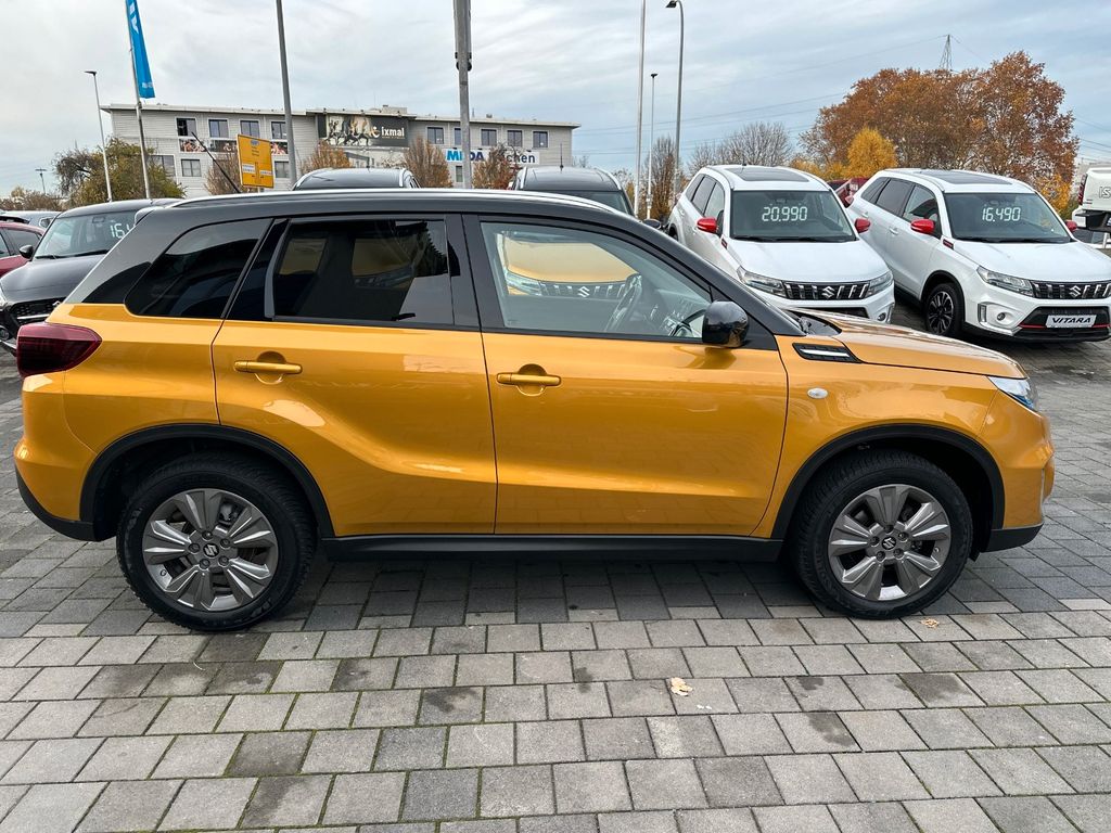 Suzuki Vitara 2023 г. Жёлтый, пробег 58500 км